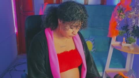 Snapshot of keyla_roberts_ chatting on 10-19-25, 10:38 Adhara. Help me reach 100 likes online show from 10-19-25, 10:38