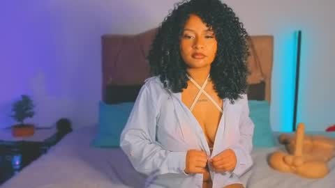 Snapshot of keyla_roberts_ chatting on 05-06-26, 01:14 Adhara. Help me reach 100 likes online show from 05-06-26, 01:14