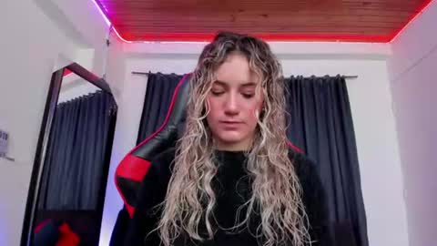 Snapshot of keyth_clement chatting on 07-11-26, 03:15 Keyth online show from 07-11-26, 03:15