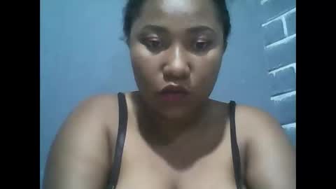 Snapshot of kezia0910 chatting on 10-10-25, 03:44 kezia0910 online show from 10-10-25, 03:44