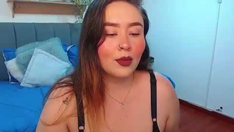 K H A I L A online show from 06-16-26, 07:38