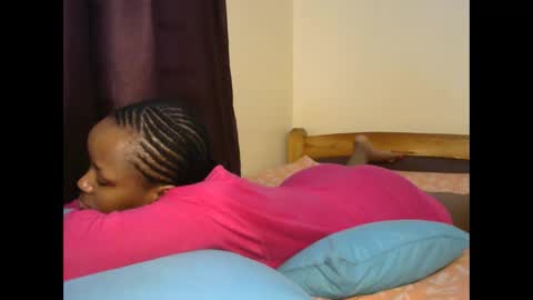 Snapshot of khalidnatasha chatting on 12-18-25, 06:41 khalidnatasha online show from 12-18-25, 06:41