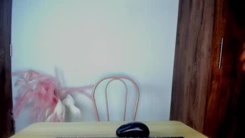 Snapshot of khate_smith chatting on 10-12-25, 04:28 khate_smith online show from 10-12-25, 04:28