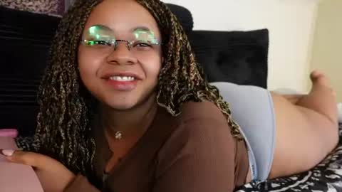Snapshot of khayaparker chatting on 07-05-26, 04:14 Khaya online show from 07-05-26, 04:14