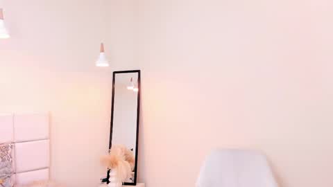 Khloe online show from 04-03-26, 12:14