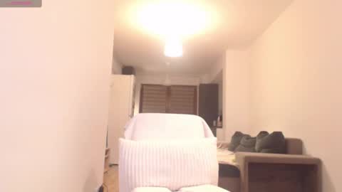 Snapshot of khloe_star chatting on 02-23-25, 06:12 Khloe online show from 02-23-25, 06:12