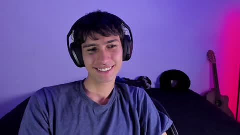 khozler_ online show from 02-02-25, 01:55