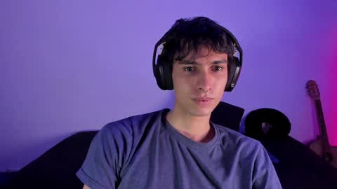 khozler_ online show from 02-02-25, 08:02