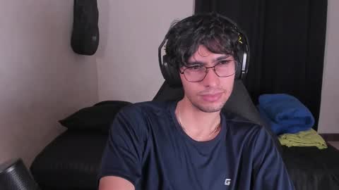 khozler_ online show from 09-24-25, 02:04