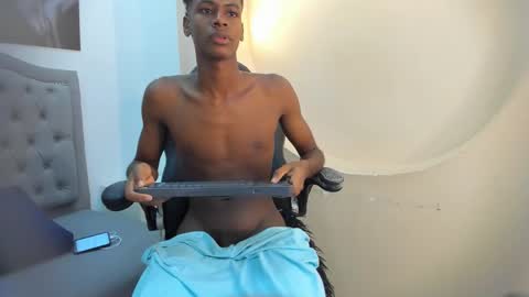 Snapshot of khris__evans chatting on 01-07-26, 09:50 Kris Evans online show from 01-07-26, 09:50