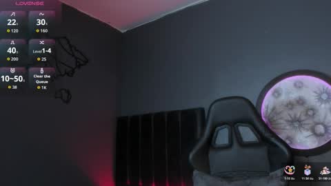 Snapshot of khriss_brown chatting on 11-25-25, 10:10 Khriss brown online show from 11-25-25, 10:10