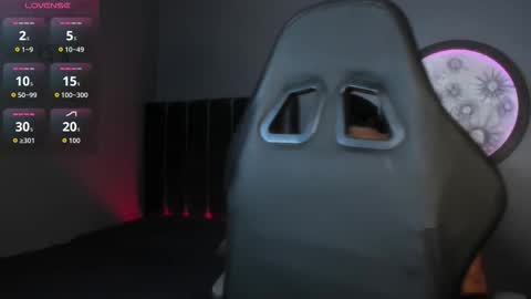 Snapshot of khriss_brown chatting on 11-27-25, 08:44 Khriss brown online show from 11-27-25, 08:44