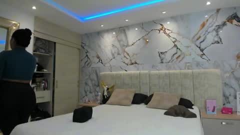    N         M online show from 11-17-25, 11:38