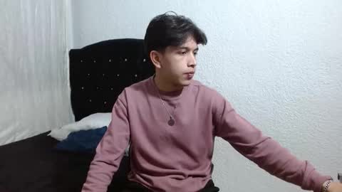 Adrian  Chlloe online show from 10-06-25, 11:46