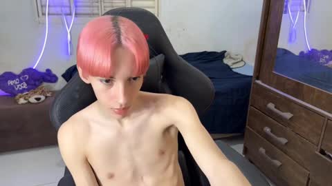 kiantwink online show from 09-27-25, 10:48