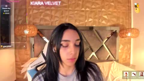 kiara_velvet__ online show from 04-18-26, 05:11