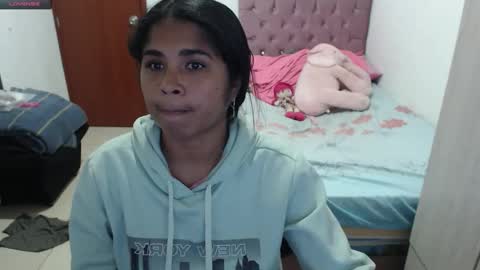 Kiara online show from 10-25-25, 03:03