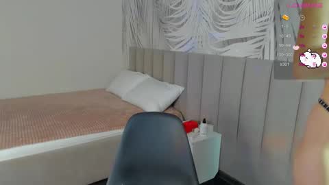 Kiara online show from 10-06-25, 01:47