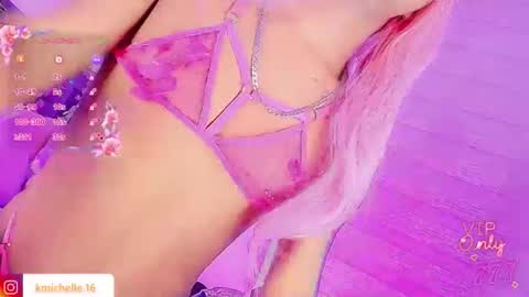 kiarasofiahot1 online show from 05-27-26, 10:23