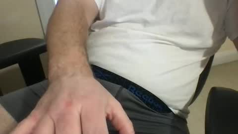 Snapshot of kickboxer04 chatting on 11-08-25, 04:07 kickboxer04 online show from 11-08-25, 04:07