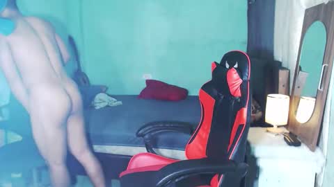 Snapshot of kiel_asianboy chatting on 05-30-26, 08:22 EJ online show from 05-30-26, 08:22