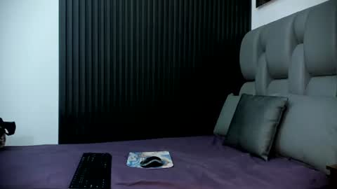 Kiara  online show from 06-23-26, 03:26