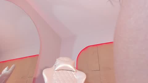 KIM COOPER online show from 01-28-25, 01:16