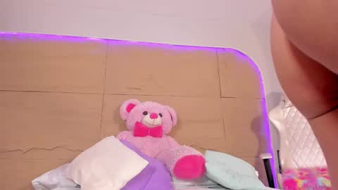 KIM COOPER online show from 03-01-25, 10:02