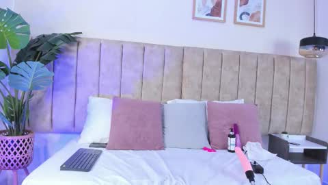 kira monroe online show from 02-21-26, 02:07