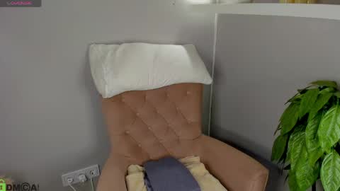 KiittieX online show from 05-26-26, 07:04