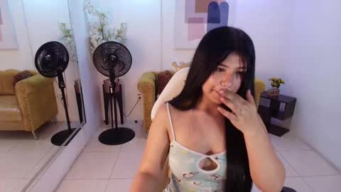 Snapshot of kiitty__meow chatting on 03-18-26, 12:19 Kitty online show from 03-18-26, 12:19