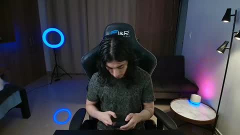 kikeruiz 19 online show from 03-08-25, 12:11