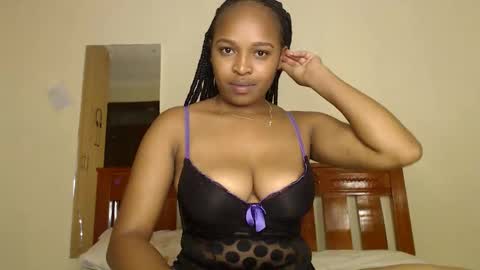 Angela online show from 04-26-26, 08:06