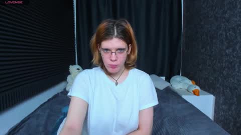 Kiki online show from 02-17-25, 01:10