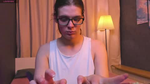 Kiki online show from 04-23-26, 10:14