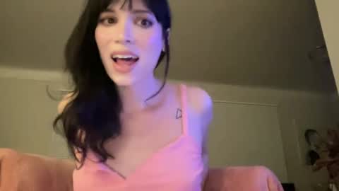 Kiki Hart online show from 01-04-25, 01:42