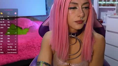 kiki online show from 05-18-26, 04:07