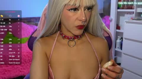 kiki online show from 05-21-26, 09:22