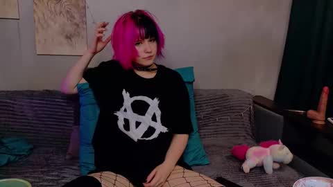 Kiki online show from 09-22-25, 05:20