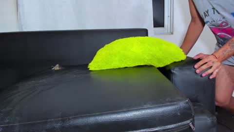 Snapshot of kikio_yu chatting on 12-12-24, 06:57 kikio_yu online show from 12-12-24, 06:57