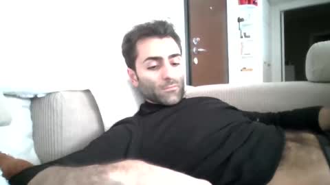 kikkus01 online show from 12-15-25, 01:37