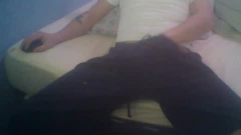 Snapshot of kiko83c chatting on 02-26-25, 10:15 New accound cavilacion online show from 02-26-25, 10:15