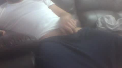 Snapshot of kiko83c chatting on 11-25-25, 09:09 New accound cavilacion online show from 11-25-25, 09:09