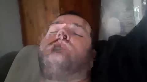 Snapshot of kilas09 chatting on 01-10-25, 08:40 KILAS09 online show from 01-10-25, 08:40