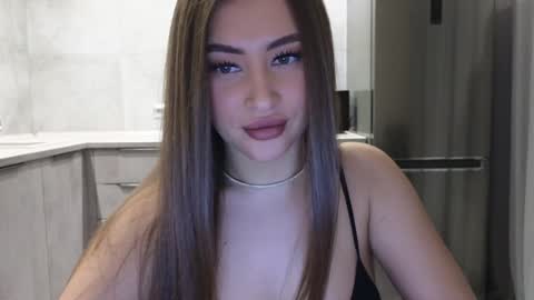 EvaAnna online show from 02-03-25, 04:41