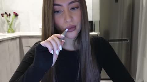 EvaAnna online show from 02-20-25, 02:57