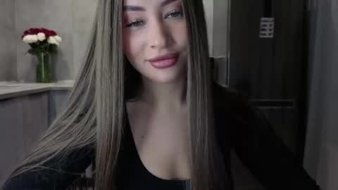 EvaAnna online show from 11-08-25, 08:18