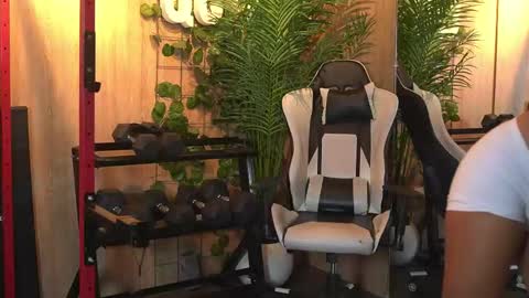 Kim online show from 11-13-25, 12:26