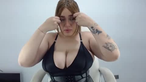 Snapshot of kim_bellemore chatting on 02-10-25, 11:46 Kimberly online show from 02-10-25, 11:46