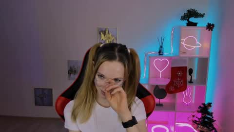 kim_boyd online show from 12-14-24, 05:36